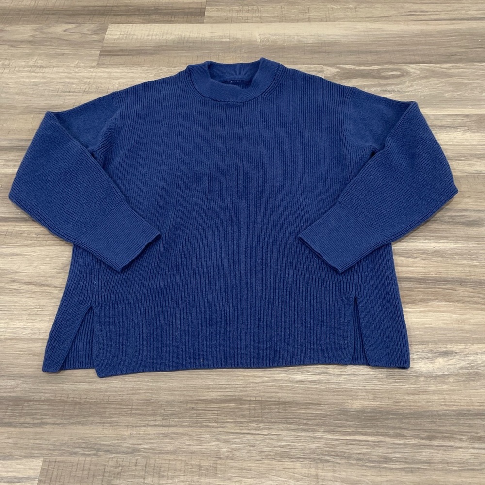 Lululemon Sweater in Blue